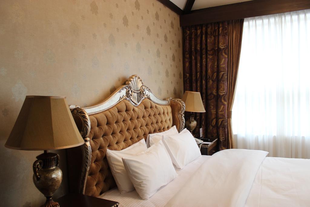 Executive Junior Suite